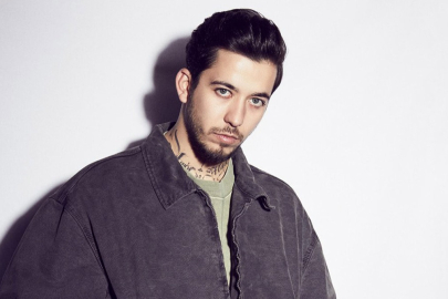 DJ Mahmut Orhan aşkını ilan etti: Model sevgilisiyle fotoğrafını paylaştı