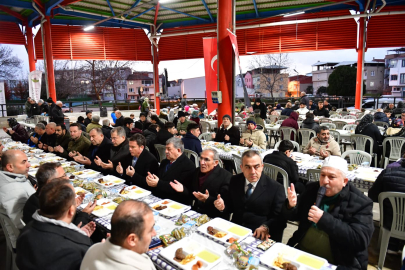 Panayır’da Ramazan bereketi: Osmangazi’de yüzlerce kişi aynı sofrada