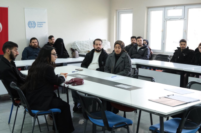 Yıldırım Belediyesi’nden evlilik yolundaki çiftlere eğitim desteği