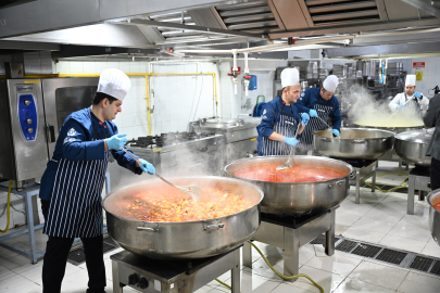 Bursa Büyükşehir’den Ramazan’da binlerce kişiye iftar sofrası