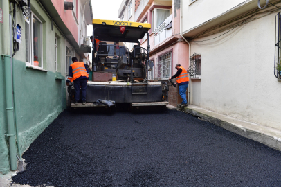 Osmangazi’de asfalt mesaisi aralıksız sürüyor
