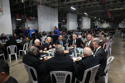 Gemlikliler Büyükşehir’in iftar sofrasında buluştu