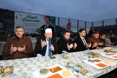 Osmangazi Belediyesi'nden Alacahırka’da gönül ve bereket sofrası