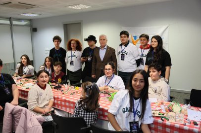 Bursa'da çocuklar ve gençler bilimle buluştu