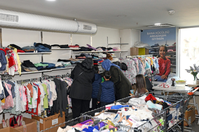 Osmangazi Belediyesi’nin Sevgi Mağazası ile bayram coşkusu yüzlerce çocuğa ulaştı