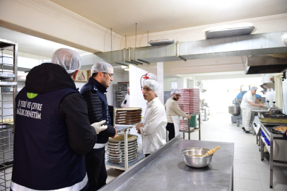 Osmangazi'de Bayram öncesi tatlıcılara sıkı denetim