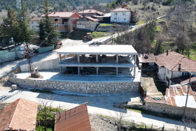 Keles Büyükşehir'le güçleniyor: Kırsal mahallelere malzeme desteği