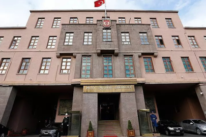 MSB duyurdu: "Türk hava sahasına giren balistik füze imha edildi"