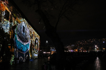 Bursa’da fethin 700. yılına ışık gösterili kutlama