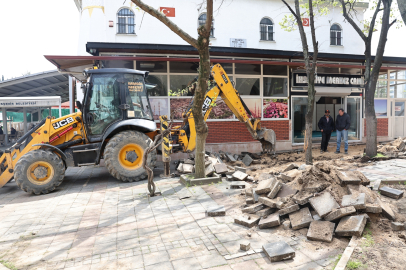 İhsaniye eski köy meydanı yeniden şekilleniyor