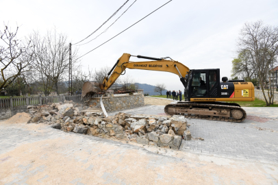 Osmangazi’de kaçak yapılar tek tek yıkılıyor