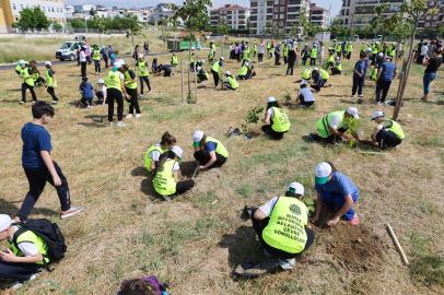 Büyükşehir’den Çevre Haftası’na yeşil dokunuş: 200 fidan toprakla buluştu