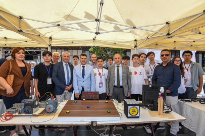 Geleceğin bilim insanları TÜBİTAK Bilim Fuarı'nda projelerini sergiledi